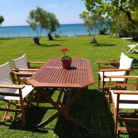Villa Seaside House Nea Skioni Exterior foto