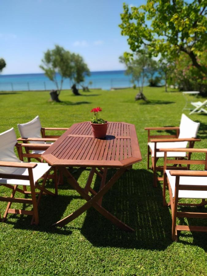 Villa Seaside House Nea Skioni Exterior foto